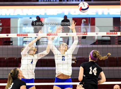 Thumbnail 2 in Carrboro vs. Maiden (NCHSAA 2A Final) photogallery.