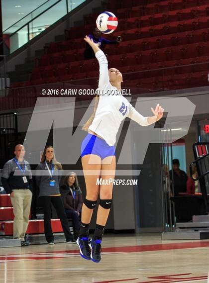 Thumbnail 1 in Carrboro vs. Maiden (NCHSAA 2A Final) photogallery.