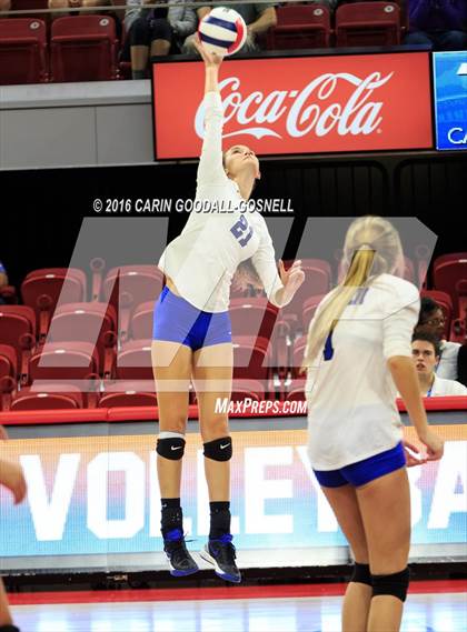 Thumbnail 1 in Carrboro vs. Maiden (NCHSAA 2A Final) photogallery.
