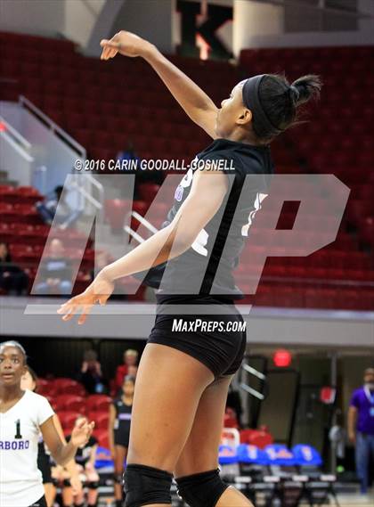 Thumbnail 3 in Carrboro vs. Maiden (NCHSAA 2A Final) photogallery.