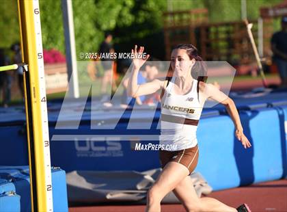 Thumbnail 1 in WCAL Finals (High Jump) photogallery.