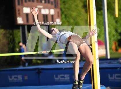 Thumbnail 2 in WCAL Finals (High Jump) photogallery.