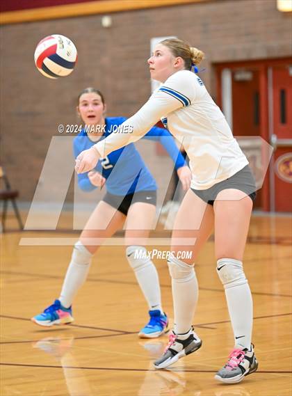 Thumbnail 1 in Snowflake @ Valley Christian (AIA 3A Semifinal) photogallery.