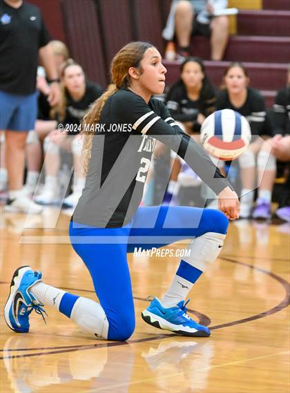 Thumbnail 3 in Snowflake @ Valley Christian (AIA 3A Semifinal) photogallery.