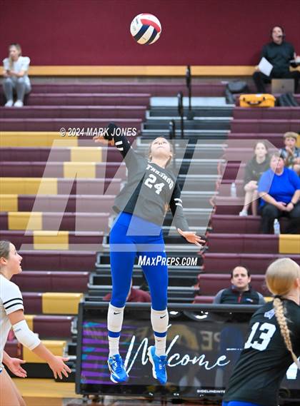Thumbnail 3 in Snowflake @ Valley Christian (AIA 3A Semifinal) photogallery.