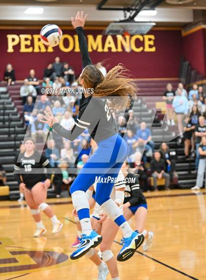 Thumbnail 1 in Snowflake @ Valley Christian (AIA 3A Semifinal) photogallery.