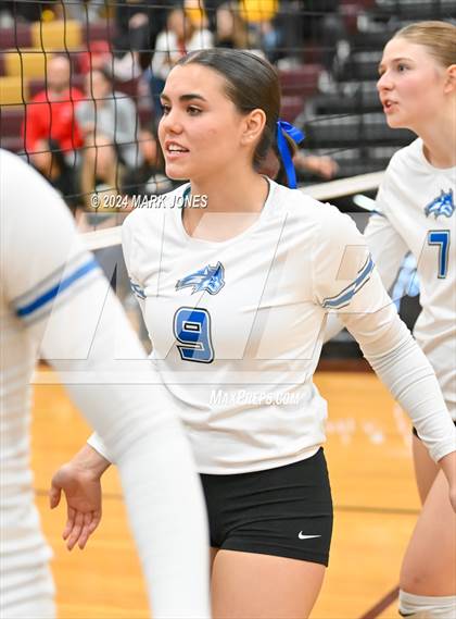 Thumbnail 1 in Snowflake @ Valley Christian (AIA 3A Semifinal) photogallery.
