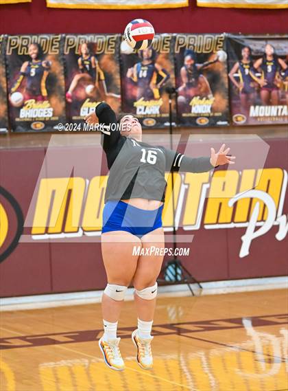 Thumbnail 2 in Snowflake @ Valley Christian (AIA 3A Semifinal) photogallery.