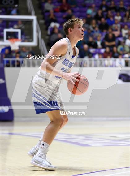 Thumbnail 3 in Fremont vs. Riverton (UHSAA 6A Quarterfinal) photogallery.