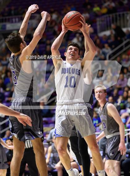 Thumbnail 1 in Fremont vs. Riverton (UHSAA 6A Quarterfinal) photogallery.