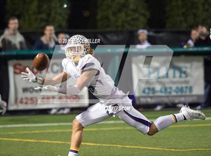 Thumbnail 3 in Woodinville vs. Sumner (WIAA 4A Quarterfinal) photogallery.