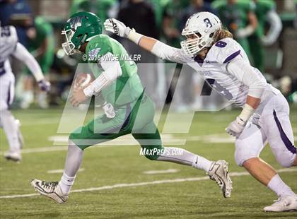 Thumbnail 1 in Woodinville vs. Sumner (WIAA 4A Quarterfinal) photogallery.
