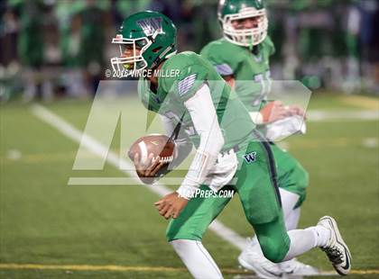 Thumbnail 1 in Woodinville vs. Sumner (WIAA 4A Quarterfinal) photogallery.