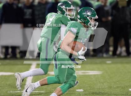 Thumbnail 1 in Woodinville vs. Sumner (WIAA 4A Quarterfinal) photogallery.