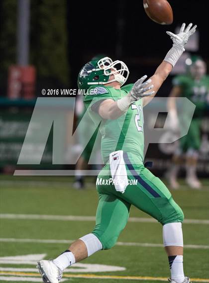 Thumbnail 1 in Woodinville vs. Sumner (WIAA 4A Quarterfinal) photogallery.