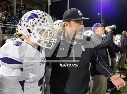 Thumbnail 1 in Woodinville vs. Sumner (WIAA 4A Quarterfinal) photogallery.