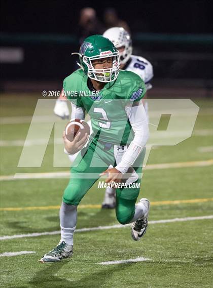 Thumbnail 3 in Woodinville vs. Sumner (WIAA 4A Quarterfinal) photogallery.
