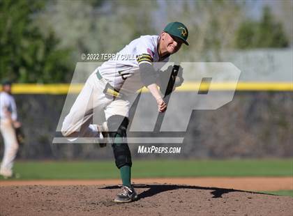Thumbnail 2 in Kearns vs. Syracuse (UHSAA 6A Regionals Game 3) photogallery.