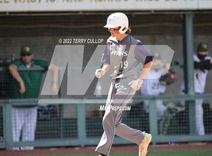 Thumbnail 2 in Kearns vs. Syracuse (UHSAA 6A Regionals Game 3) photogallery.
