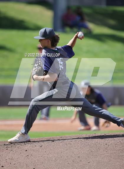 Thumbnail 2 in Kearns vs. Syracuse (UHSAA 6A Regionals Game 3) photogallery.