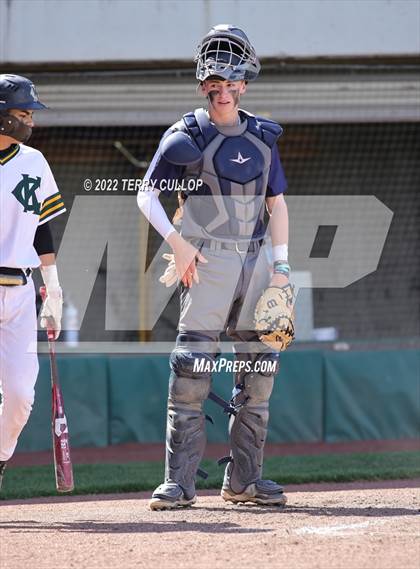 Thumbnail 2 in Kearns vs. Syracuse (UHSAA 6A Regionals Game 3) photogallery.