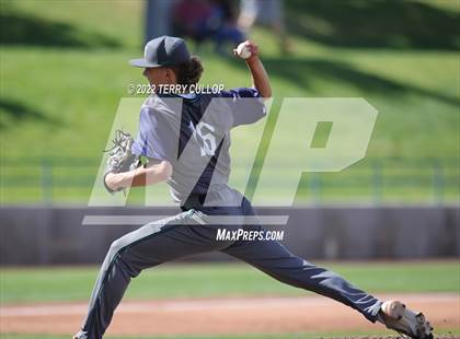 Thumbnail 2 in Kearns vs. Syracuse (UHSAA 6A Regionals Game 3) photogallery.