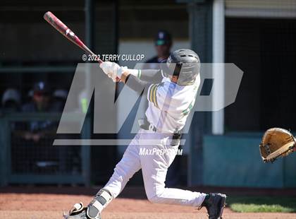 Thumbnail 3 in Kearns vs. Syracuse (UHSAA 6A Regionals Game 3) photogallery.
