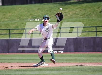 Thumbnail 2 in Kearns vs. Syracuse (UHSAA 6A Regionals Game 3) photogallery.