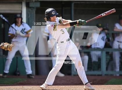 Thumbnail 3 in Kearns vs. Syracuse (UHSAA 6A Regionals Game 3) photogallery.