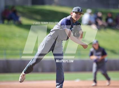 Thumbnail 2 in Kearns vs. Syracuse (UHSAA 6A Regionals Game 3) photogallery.