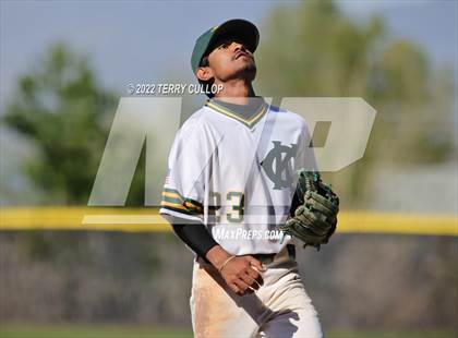 Thumbnail 2 in Kearns vs. Syracuse (UHSAA 6A Regionals Game 3) photogallery.