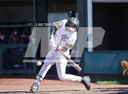 Thumbnail 3 in Kearns vs. Syracuse (UHSAA 6A Regionals Game 3) photogallery.