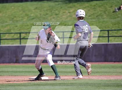 Thumbnail 1 in Kearns vs. Syracuse (UHSAA 6A Regionals Game 3) photogallery.