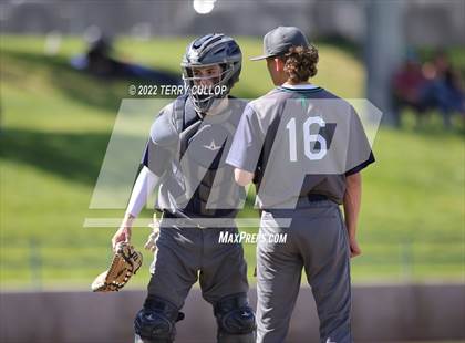Thumbnail 1 in Kearns vs. Syracuse (UHSAA 6A Regionals Game 3) photogallery.