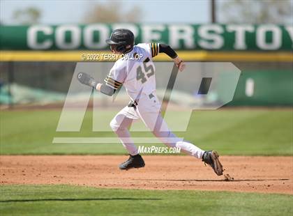 Thumbnail 1 in Kearns vs. Syracuse (UHSAA 6A Regionals Game 3) photogallery.