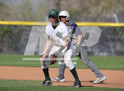 Thumbnail 2 in Kearns vs. Syracuse (UHSAA 6A Regionals Game 3) photogallery.