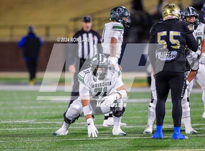 Thumbnail 2 in Muskogee vs Choctaw (OSSAA 6A-II Final) photogallery.