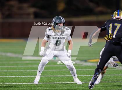 Thumbnail 3 in Muskogee vs Choctaw (OSSAA 6A-II Final) photogallery.