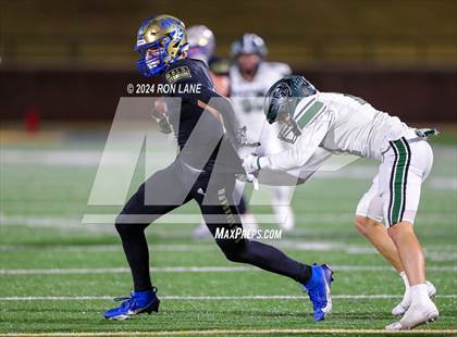Thumbnail 2 in Muskogee vs Choctaw (OSSAA 6A-II Final) photogallery.