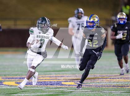 Thumbnail 2 in Muskogee vs Choctaw (OSSAA 6A-II Final) photogallery.