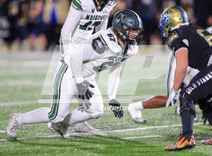 Thumbnail 2 in Muskogee vs Choctaw (OSSAA 6A-II Final) photogallery.