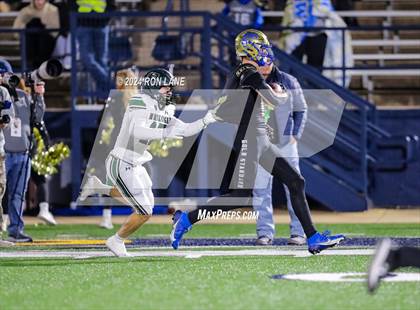 Thumbnail 1 in Muskogee vs Choctaw (OSSAA 6A-II Final) photogallery.