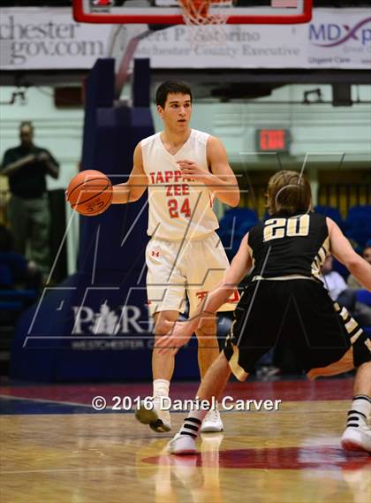 Thumbnail 3 in Nanuet vs Tappan Zee (Section 1 Class A Semifinal) photogallery.
