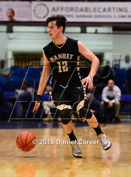 Thumbnail 3 in Nanuet vs Tappan Zee (Section 1 Class A Semifinal) photogallery.