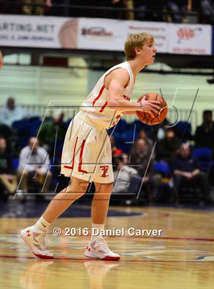 Thumbnail 1 in Nanuet vs Tappan Zee (Section 1 Class A Semifinal) photogallery.