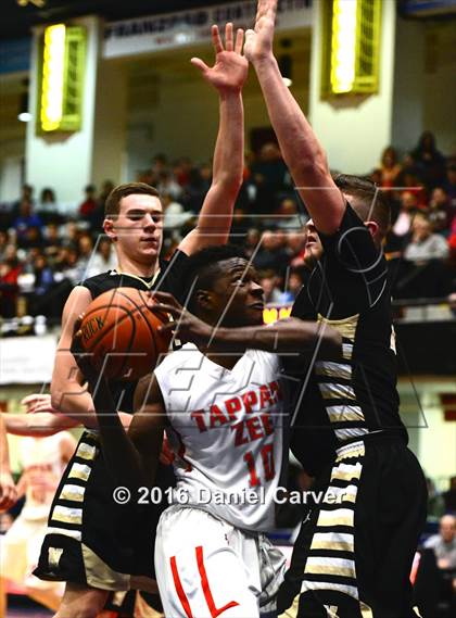 Thumbnail 2 in Nanuet vs Tappan Zee (Section 1 Class A Semifinal) photogallery.