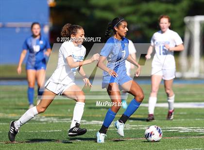 Thumbnail 2 in Metuchen @ Millburn photogallery.