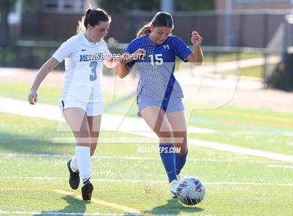 Thumbnail 1 in Metuchen @ Millburn photogallery.