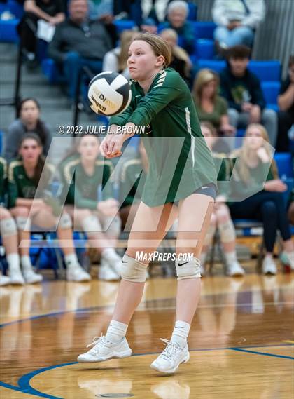 Thumbnail 3 in Cathedral vs. Brownsburg (IHSAA 4A Regional semi-final) photogallery.