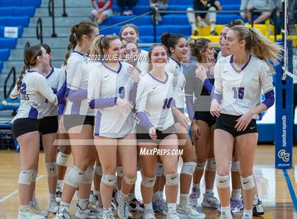Thumbnail 2 in Cathedral vs. Brownsburg (IHSAA 4A Regional semi-final) photogallery.